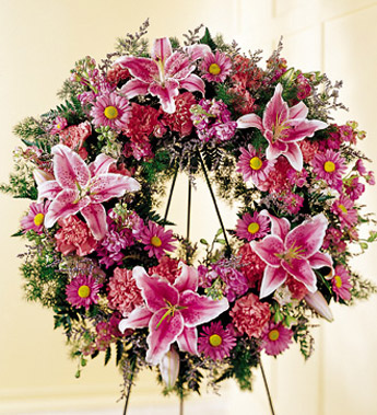 The FTD We Fondly Remember Wreath