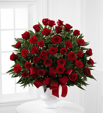 The FTD Treasured Memories Arrangement