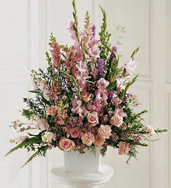 The FTD Peaceful Memories Arrangement